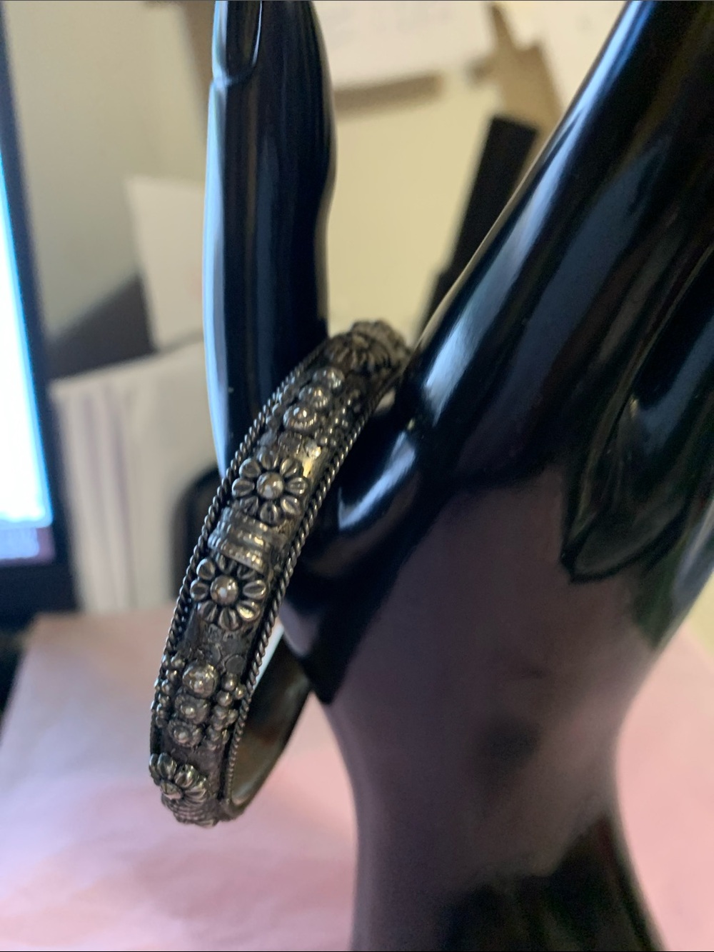 Floral Bangle Bracelet - Black